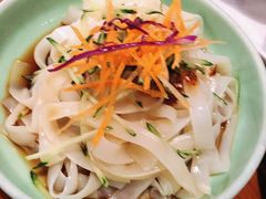 天山凉皮-达坂城新疆主题餐厅(新区金鹰店)