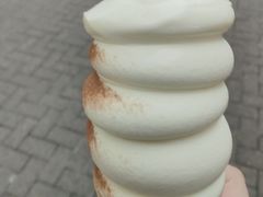 -DQ·蛋糕·冰淇淋(大宁国际商业广场店)