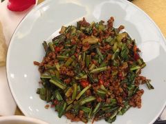 黑红三剁双拼-蝴蝶泉宾馆-中餐厅