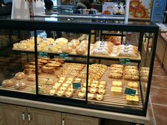 面包甜点陈列柜-香港麦道(毅腾商都店)