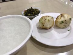 -老西白点心店