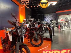 -金港秋名山·双层卡丁车场