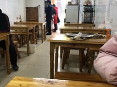大堂-何记酿皮店(西流湾店)