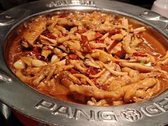 鸡翅煲-胖哥俩肉蟹煲(湖滨银泰in77店)