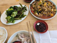 -雷祖芳老妈蹄花店