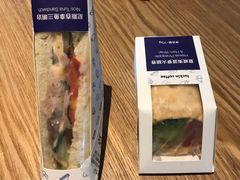 -瑞幸咖啡(平安滨江金融中心店)