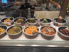 -钱小奴海鲜自助黑金店(杭州滨江龙湖店)