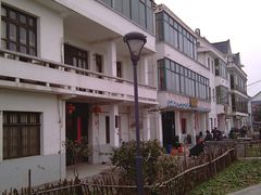 挂灯笼是锦江的农家-锦江中华村农家乐饭庄