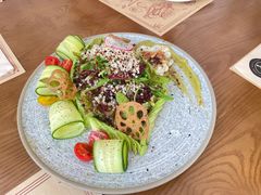 -Mark&Mars Restaurant
