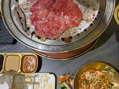 -允辛家·自助泥炉烤肉(九亭店)