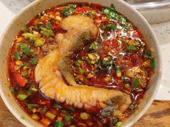 -肖肖酸萝卜鱼火锅(总店)