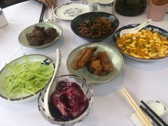 蟹粉烩豆腐-席家花园(巨鹿花园店)