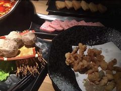 -湊湊火锅·茶憩(杭州湖滨银泰in77店)