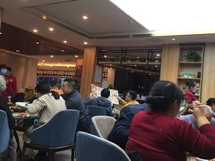 大堂-有红鸡毛店·川菜(建设路店)