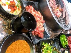 -啊美丽炭火烤肉(滑翔一店)