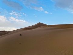 -亿利库布其七星湖沙漠生态旅游区