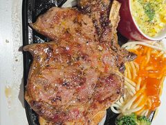 -豪客来牛排(空港华联店)