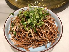 香椿苗豆腐丝-羲和雅苑烤鸭坊(丰台万达店)
