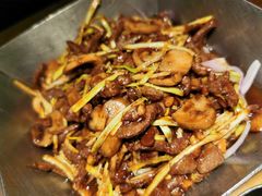 韭芽蘑菇爆猪肝-弄堂里(雨花客厅店)