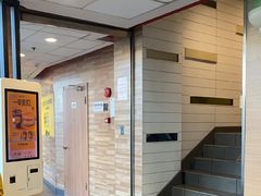 -麦当劳(虹梅路地铁站店)