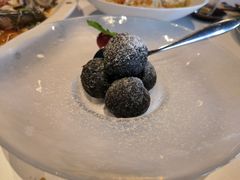 黑松露麻球-三号黄浦会Canton Table