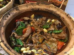 -天宝食坊·啫啫煲大排档(西华路店)