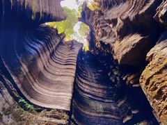 -梭布垭石林景区