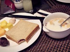 -上海滴水湖皇冠假日酒店