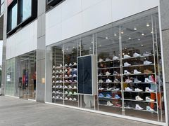 -NIKE KICKS LOUNGE体验店(北京新中关店)