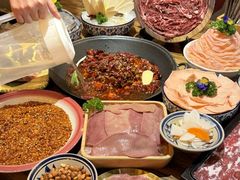 -旧街市鲜货老火锅(大光路店)