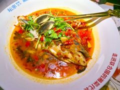 -坛宗剁椒鱼头(河西王府井店)