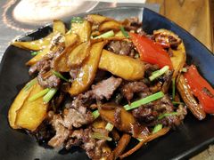 杂菌炒牛肉-潮十三潮汕砂锅粥(高新四路大都荟店)