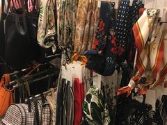 -H&M(鹏欣水游城店)