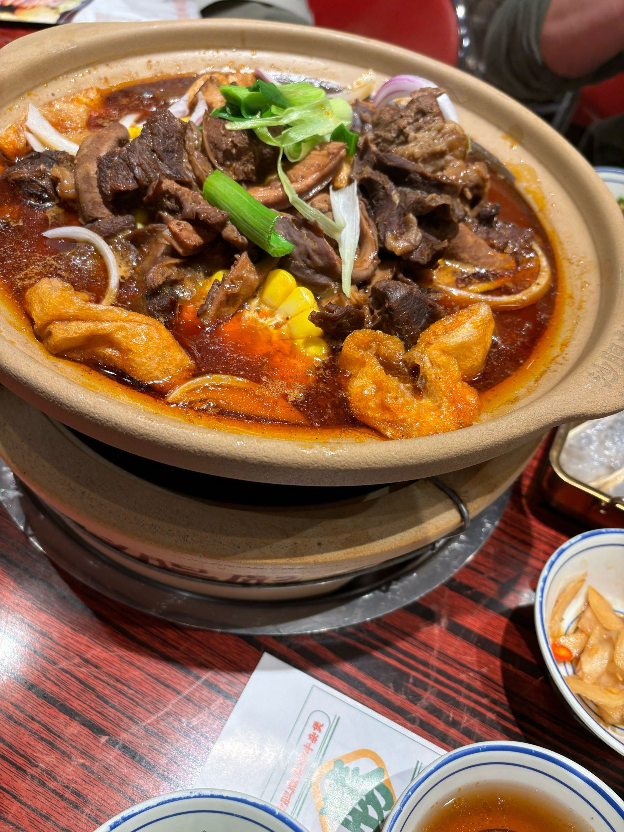 沙胆彪牛腩牛杂煲