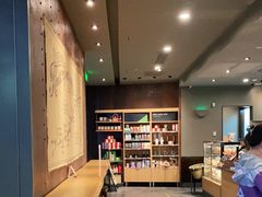 大堂-星巴克(天津滨海国际机场1店)