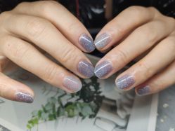 -蜜丝卡伦美甲美睫连锁