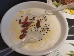 牛奶鸡蛋醪糟-清真盛志望麻酱酿皮·非遗老字号
