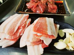 -彝人部落火盆烧烤(原内环足球场店)