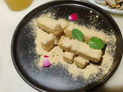 -佬麻雀·剁椒鱼头(京基KK One店)