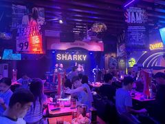 -鲨鱼美式餐厅酒吧Sharky