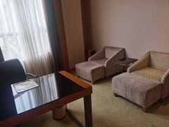 -维也纳酒店(广州南站汉溪长隆地铁站景区店)