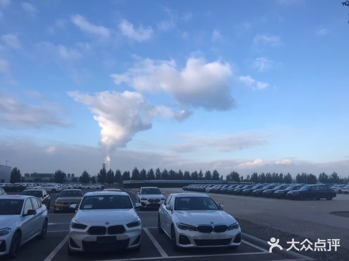 华晨宝马铁西工厂图片