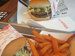 -FATBURGER 特富客汉堡(外交公寓店)