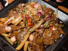 香辣鸭头-炉小二铜锅牛蛙•川湘菜(三里屯店)