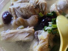 -燕子煨汤(山海关路店)