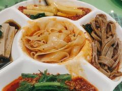-令氏家外家周礼食府(桥南店)