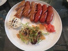 -春树下·树屋花房西餐厅(罍街AS1980店)