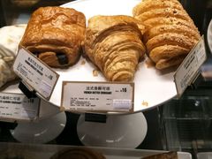 -星巴克臻选(郑州国贸360广场店)