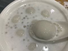 -黄师奶甜品店