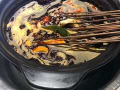-钢管厂五区小郡肝串串香(通锦桥店)